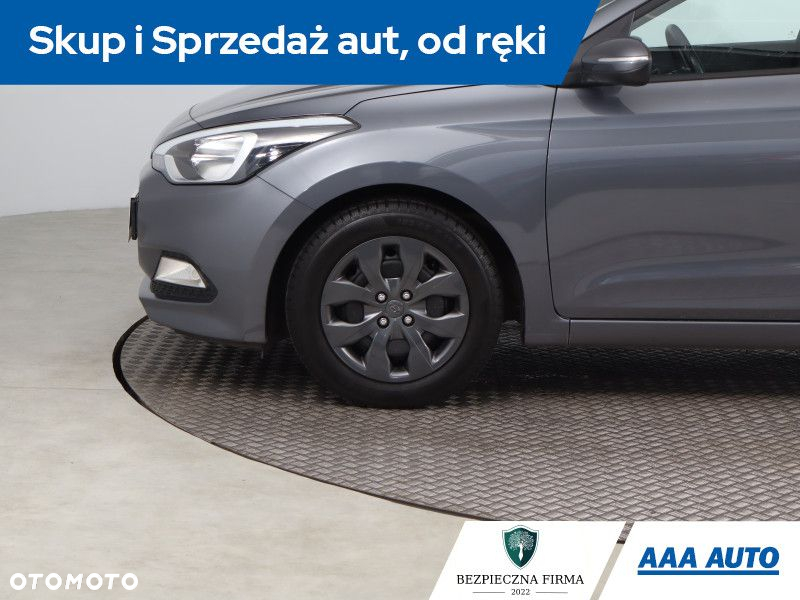 Hyundai i20 - 14