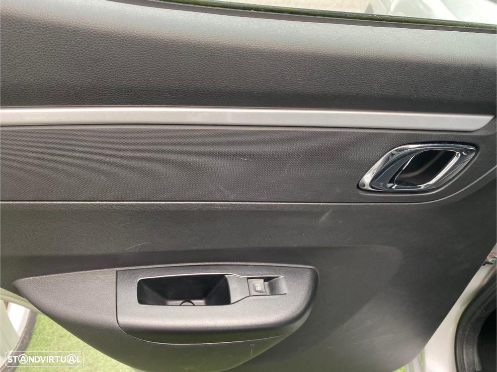 Dacia Spring Comfort Plus - 9