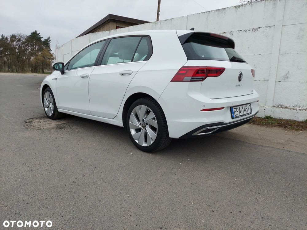 Volkswagen Golf 1.5 eTSI EVO Style DSG - 2