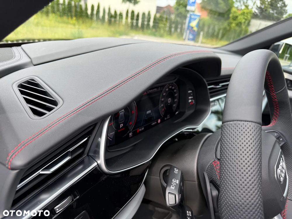 Audi Q8 - 15