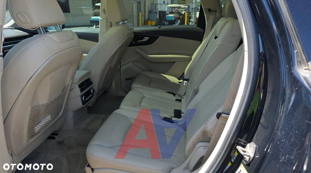 Audi Q7 3.0 TFSI Quattro Tiptronic - 17
