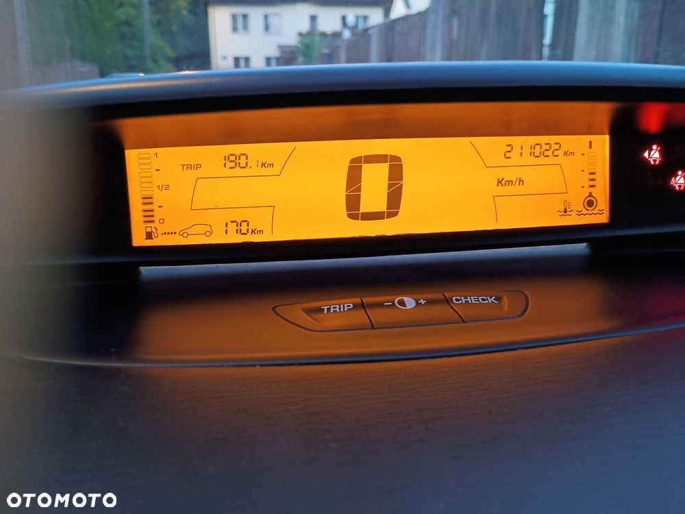 Citroën C4 - 7