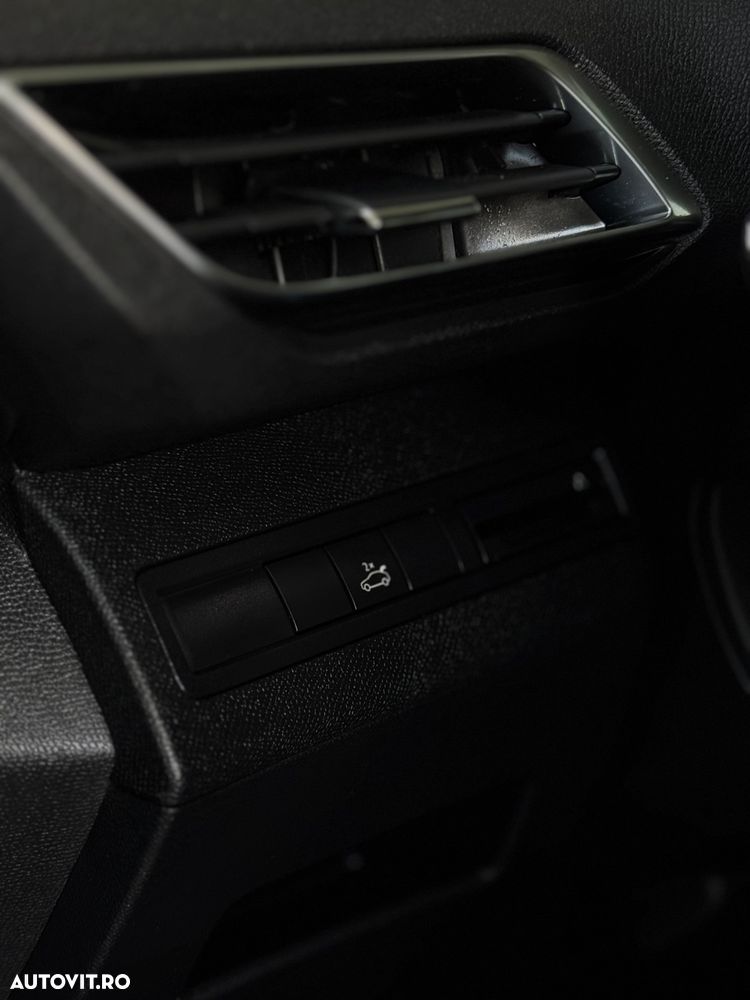 Peugeot 3008 - 13