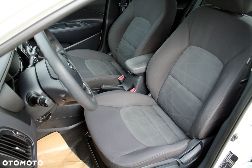 Kia Rio 1.2 ISG Dream Team Edition - 11