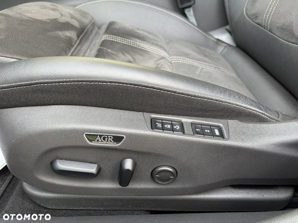 Opel Insignia - 20