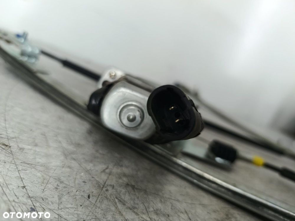 PODNOŚNIK SZYBY PRAWY PRZÓD RENAULT LAGUNA II - 2