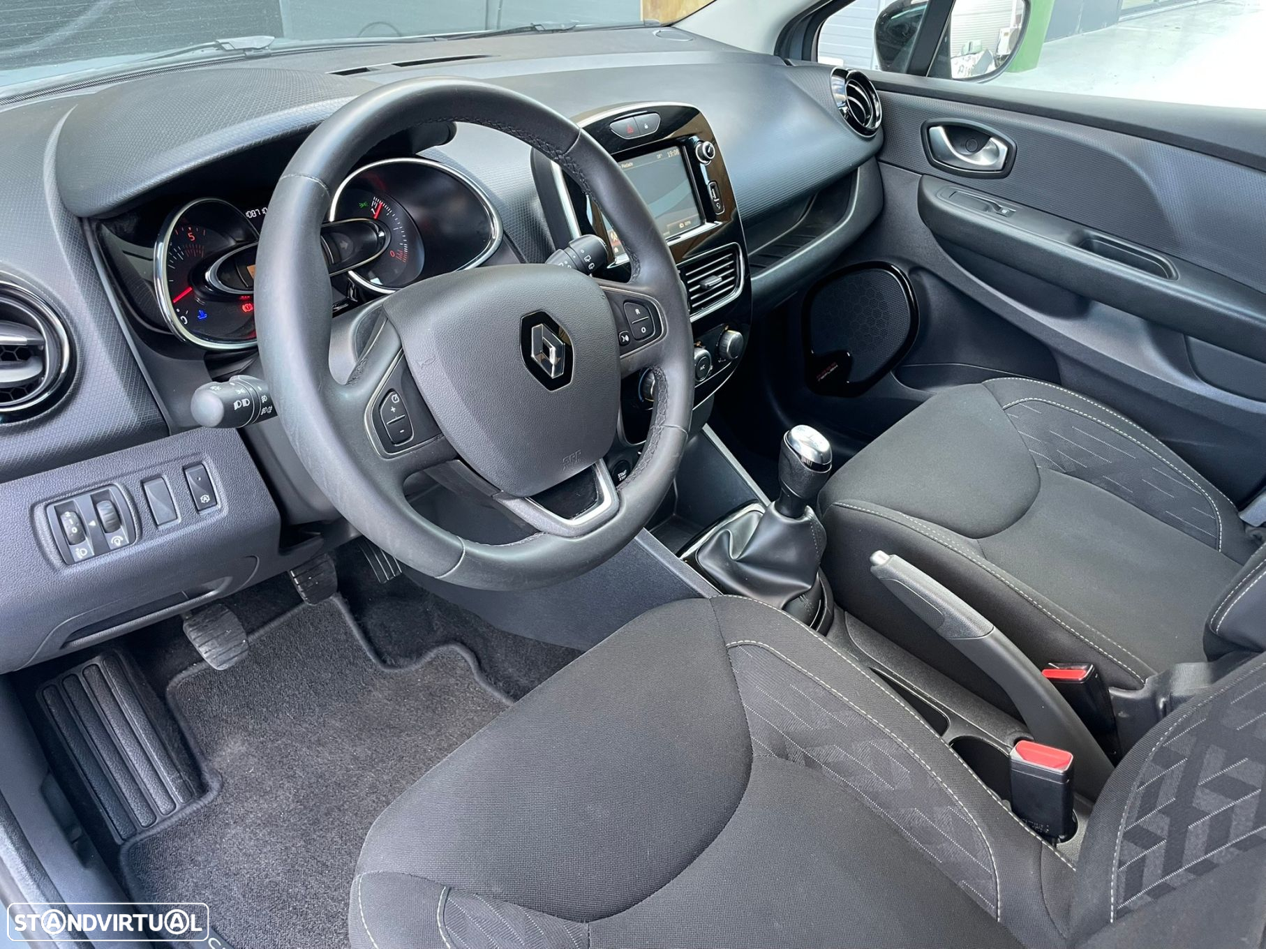 Renault Clio Sport Tourer 1.5 dCi Limited - 8