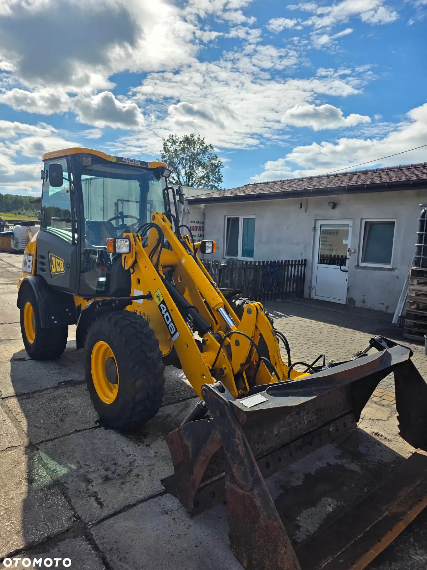 JCB 406 - 14