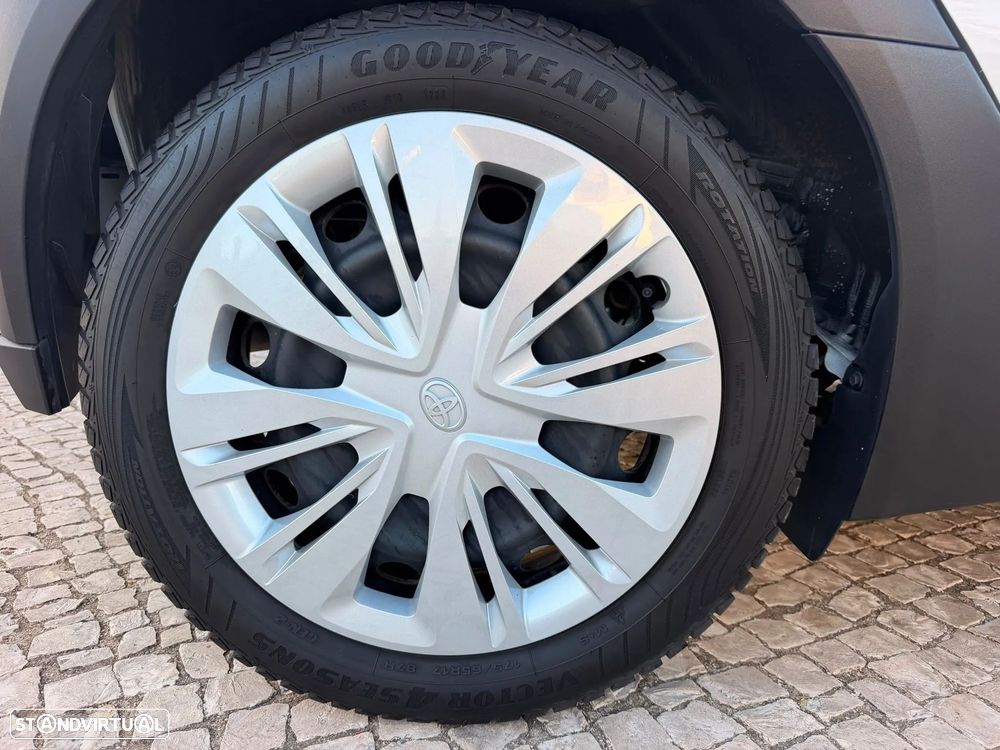 Toyota Aygo x-play - 42