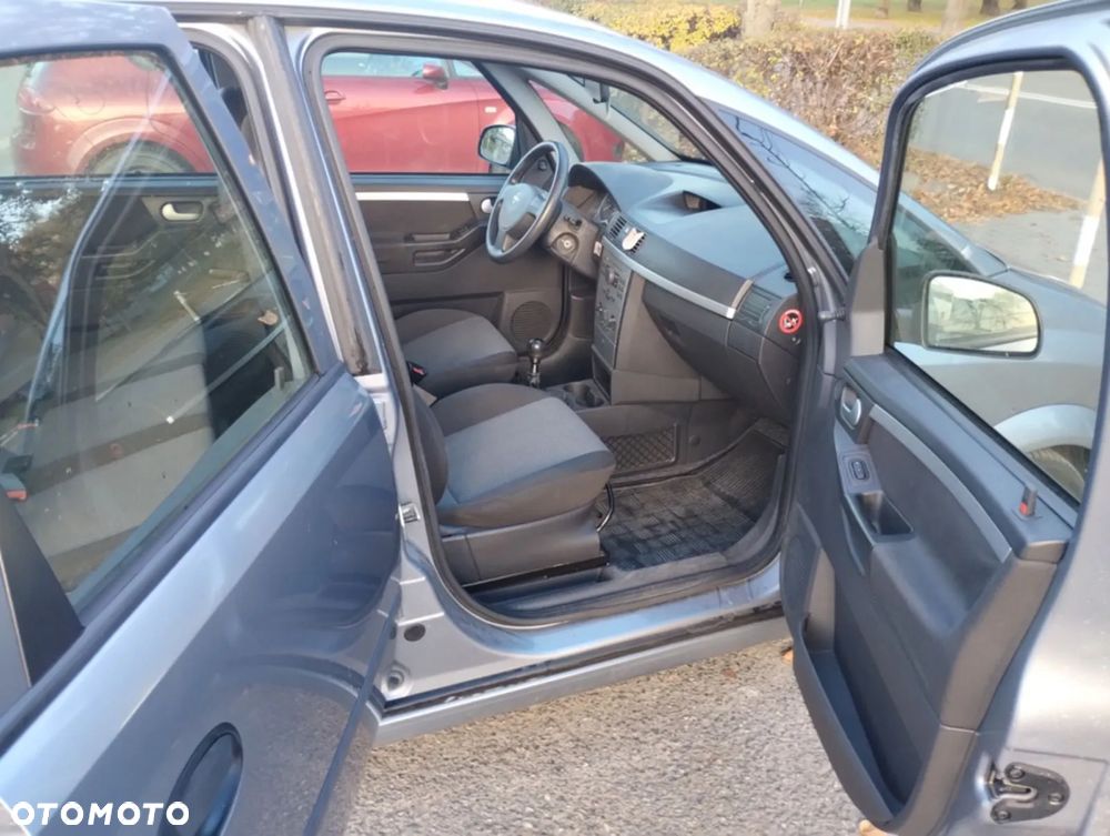 Opel Meriva 1.7 CDTI (Essentia) - 8