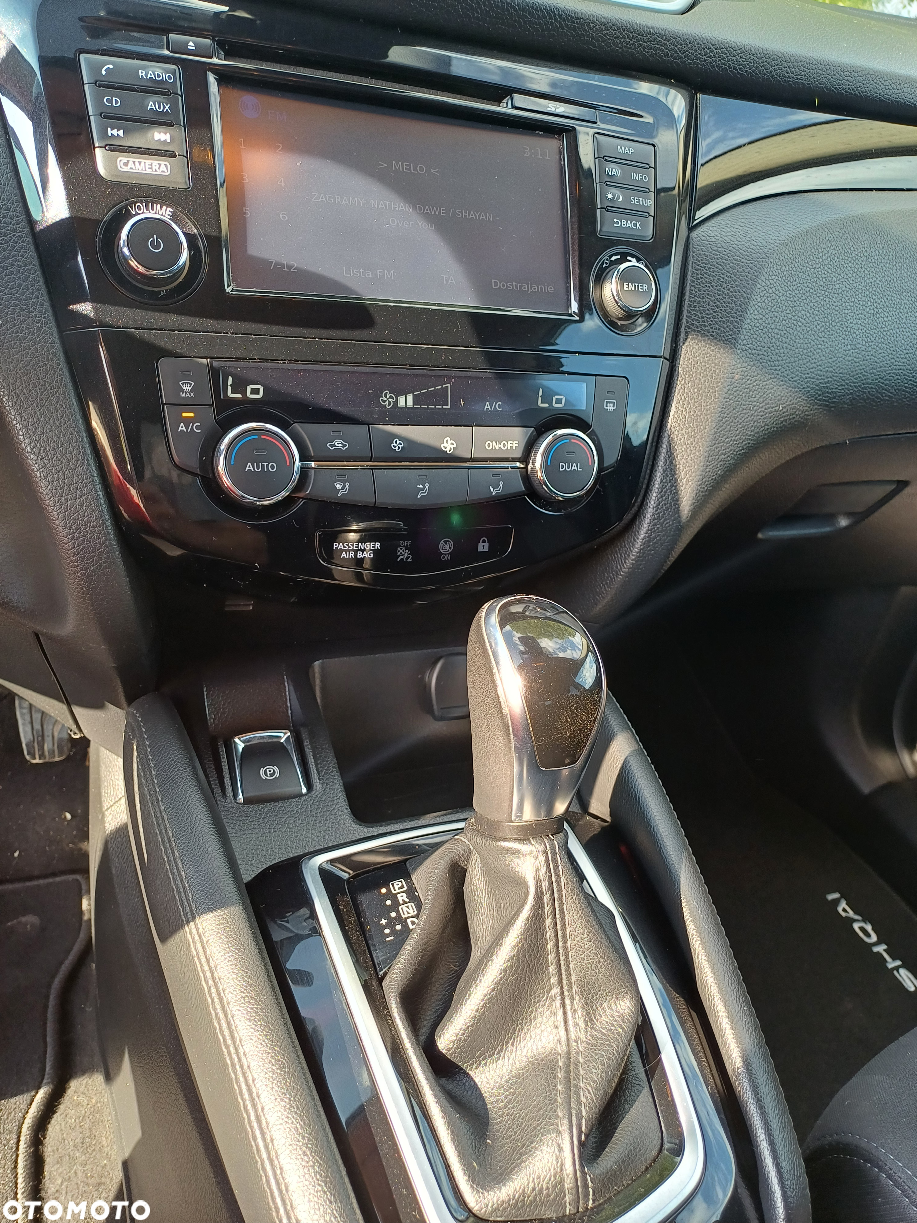 Nissan Qashqai 1.2 DIG-T Xtronic TEKNA - 17