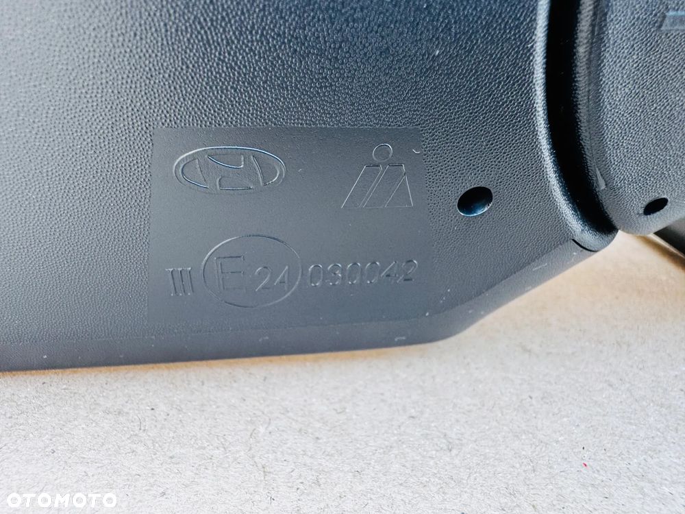 LUSTERKO HYUNDAI I20 II 2 8 PIN PRAWE - 4