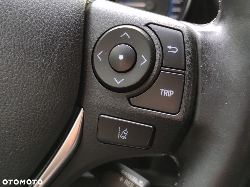 Toyota Auris 1.8 VVT-i Hybrid Automatik Touring Sports Design Edition - 22