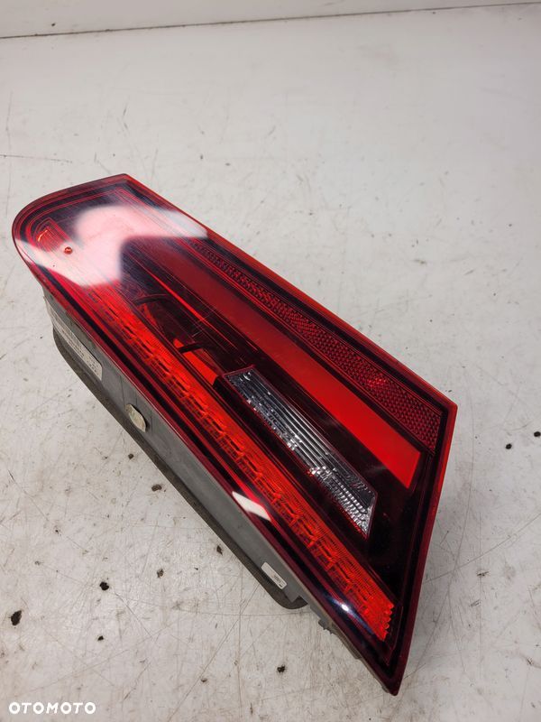 LAMPA LEWY TYŁ W KLAPĘ AUDI A3 8V 3D 8V3945093B - 4