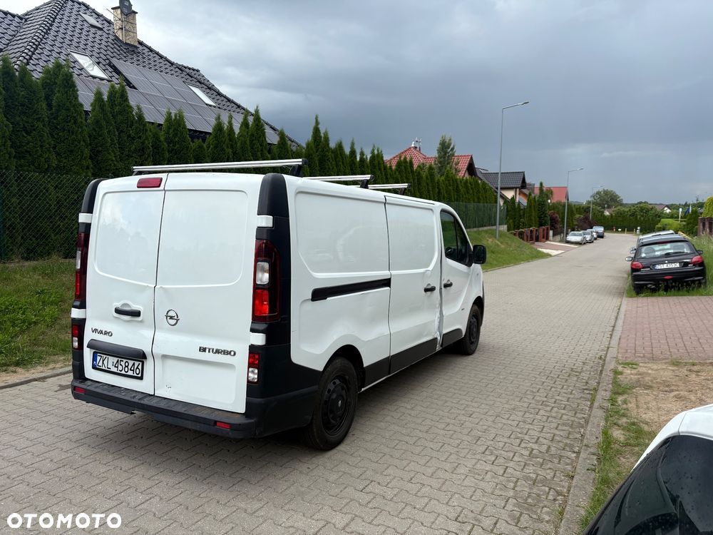 Opel VIVARO - 9