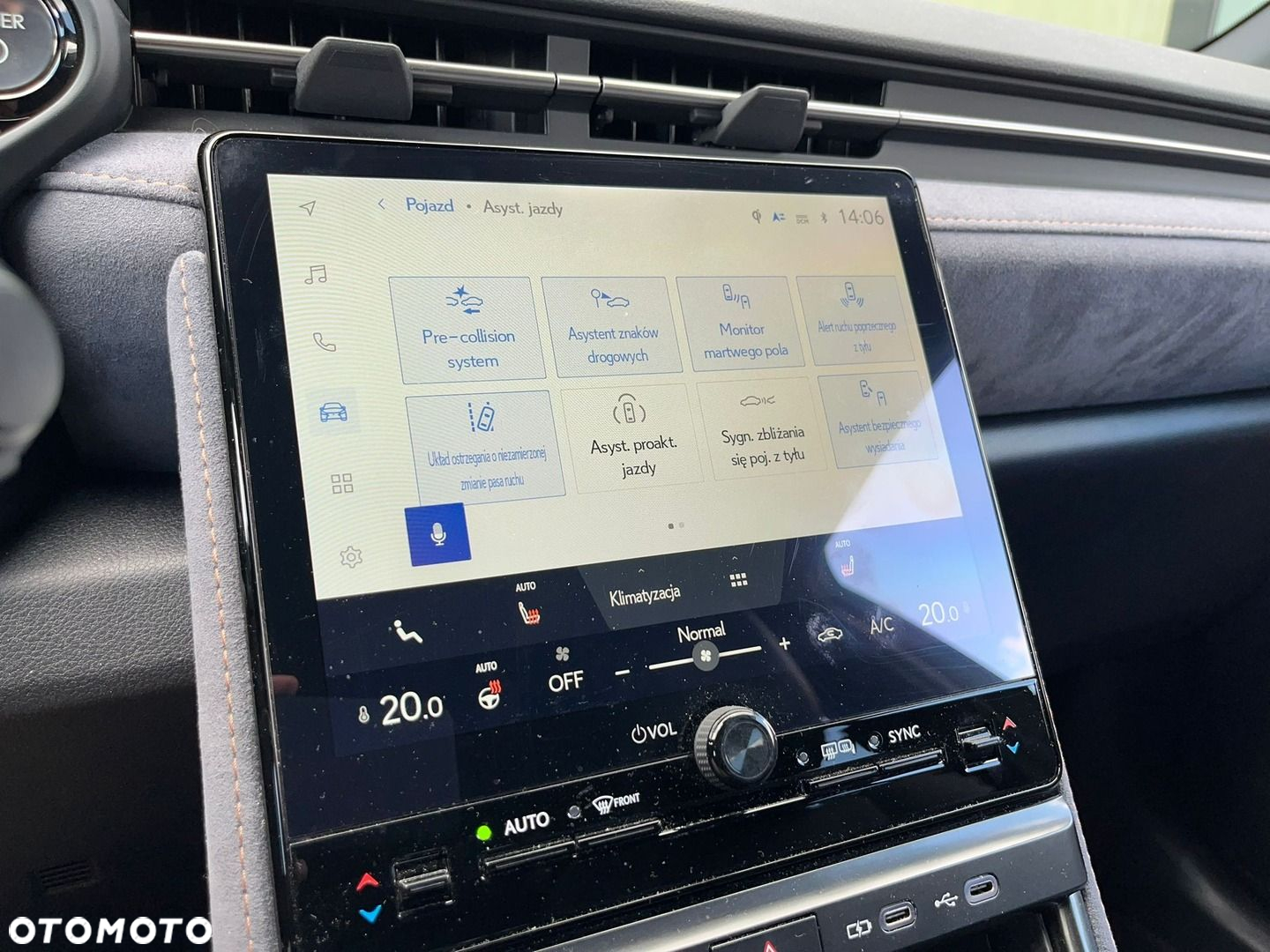 Lexus LBX 1.5 Hybrid Cool - 20