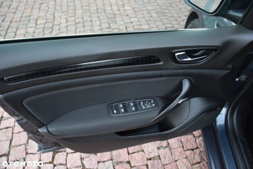 Renault Megane 1.5 dCi Energy Limited EU6 - 27