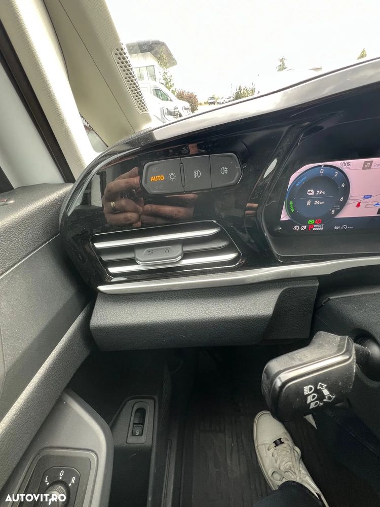 Ford Connect Van - 13