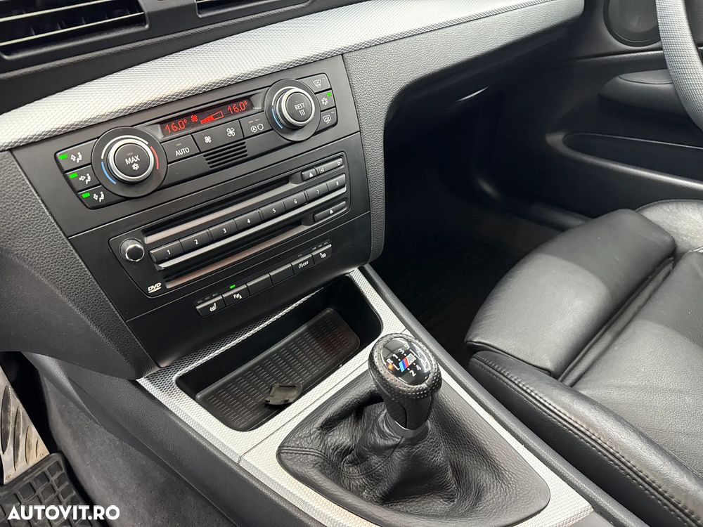 BMW Seria 1 120d DPF Edition Sport - 29