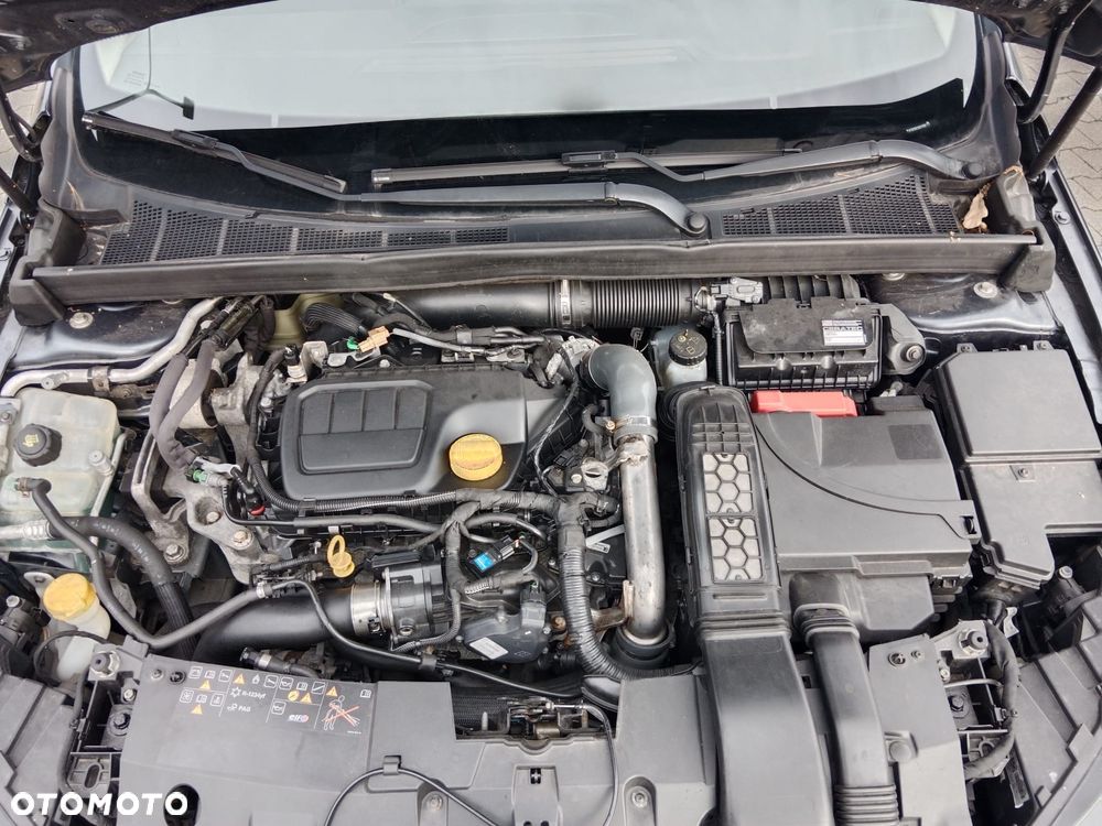 Renault Megane Grandtour ENERGY dCi 165 EDC GT LINE - 25