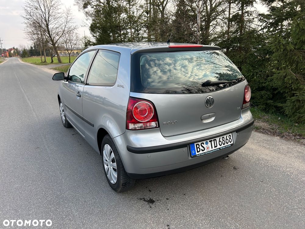 Volkswagen Polo 1.4 16V Sportline - 23