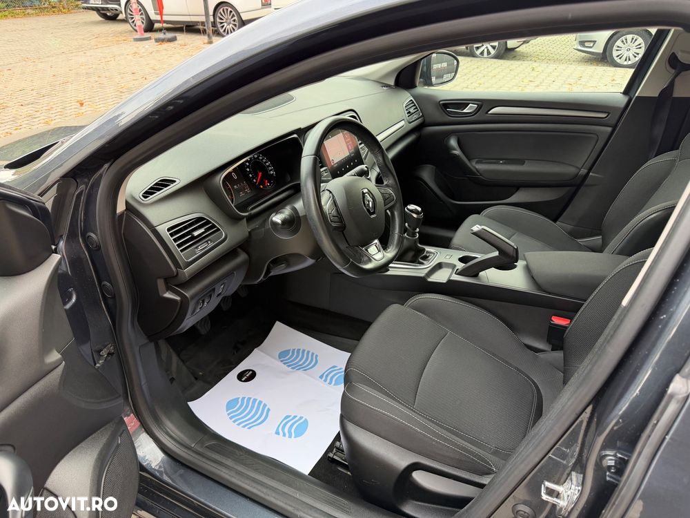Renault Megane TCe 140 GPF Zen - 9