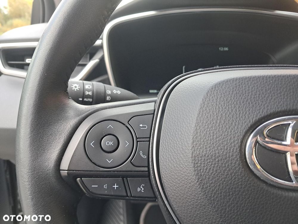 Toyota Corolla 1.8 Hybrid Comfort - 24