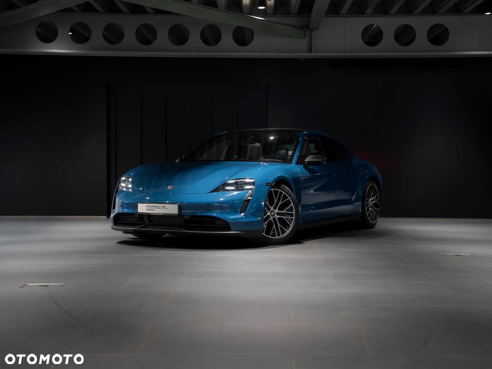 Porsche Taycan - 1