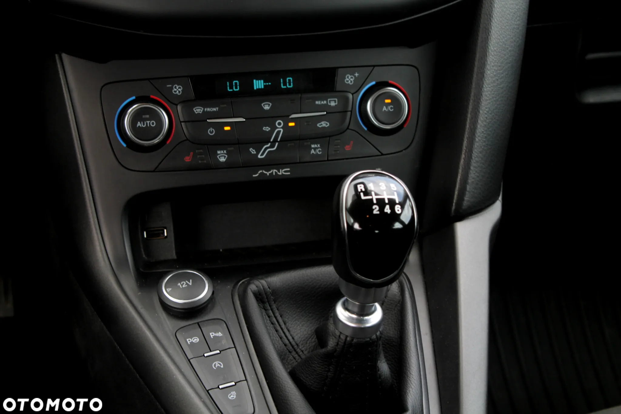 Ford Focus - 16