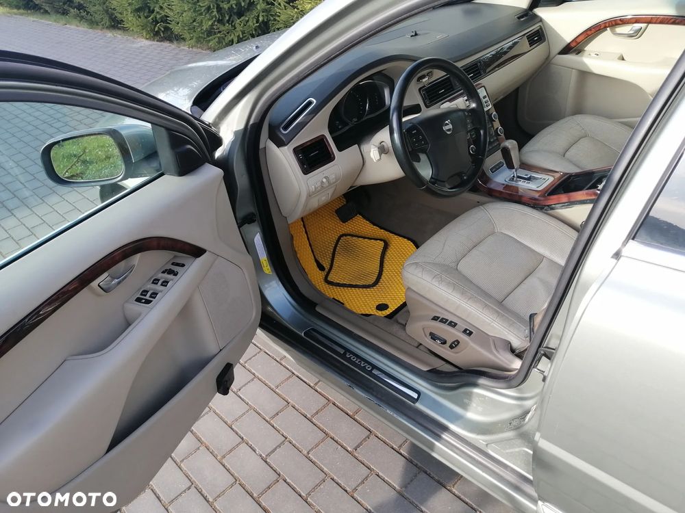 Volvo S80 4.4 V8 AWD R-Design Momentum - 29