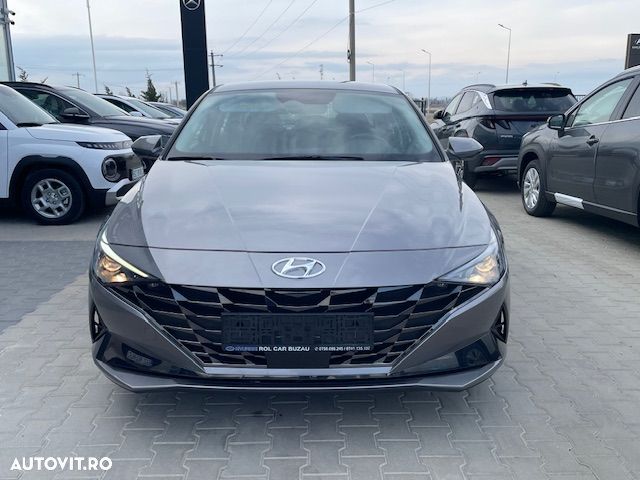 Hyundai Elantra 1.6 l 123 CP 6MT Highway - 1