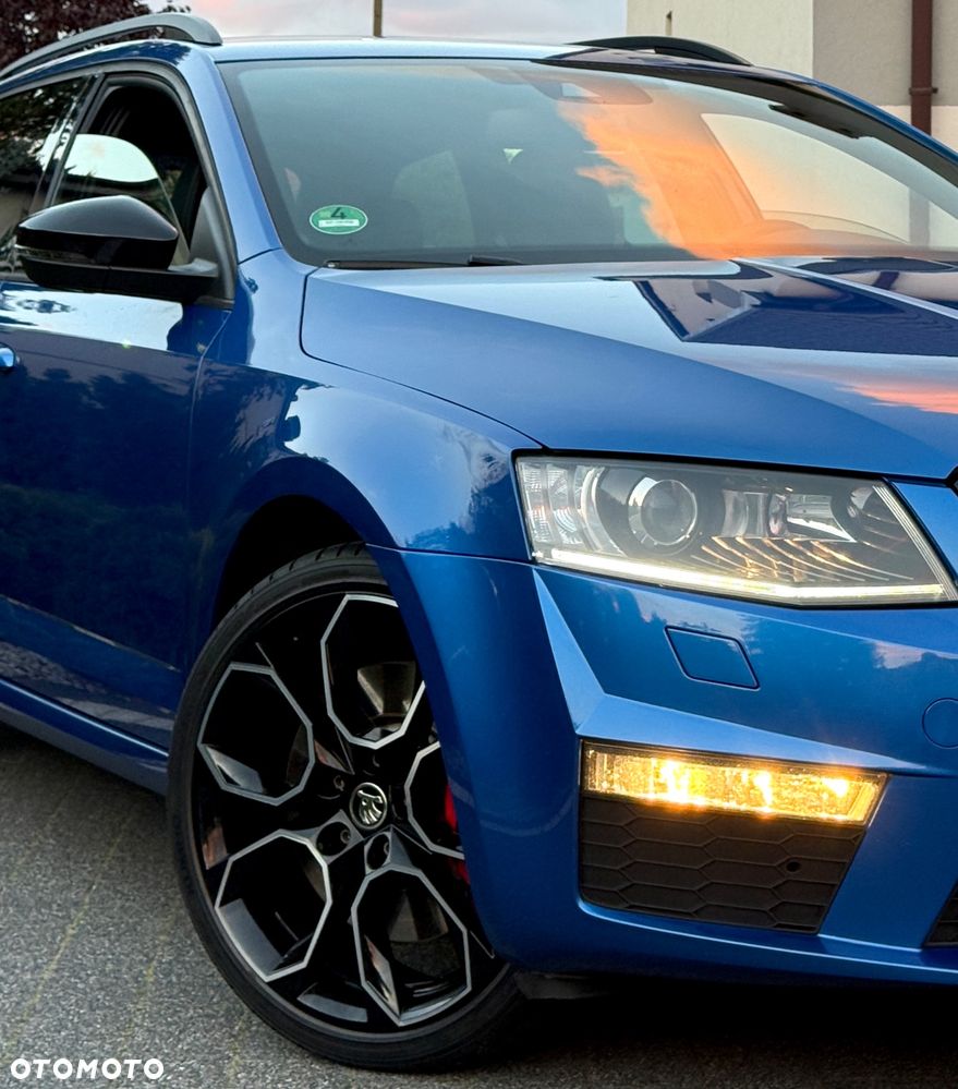 Skoda Octavia 2.0 TDI RS - 40
