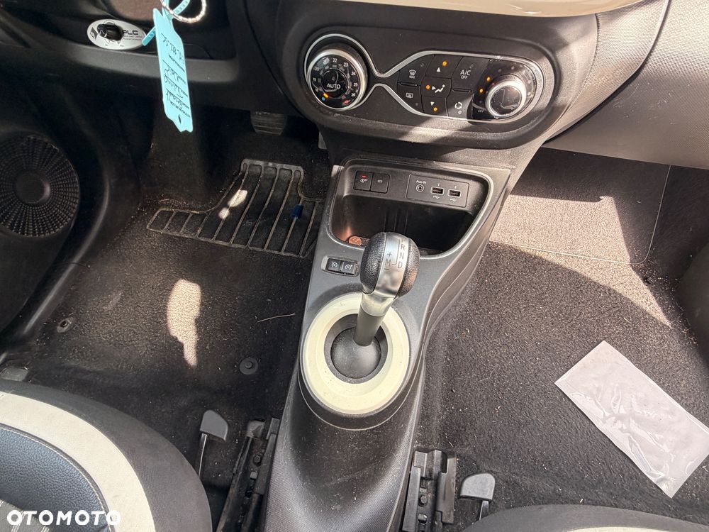 Renault Twingo ENERGY TCe 90 EDC Intens - 20