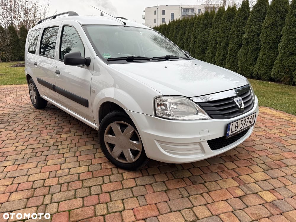 Dacia Logan 1.6 Ambiance - 1