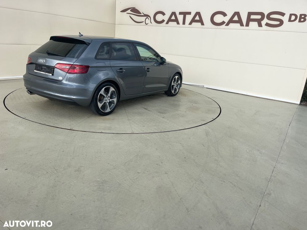 Audi A3 2.0 TDI Sportback Ambiente - 14