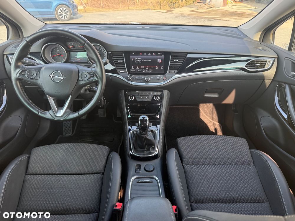 Opel Astra 1.4 Turbo Innovation - 21