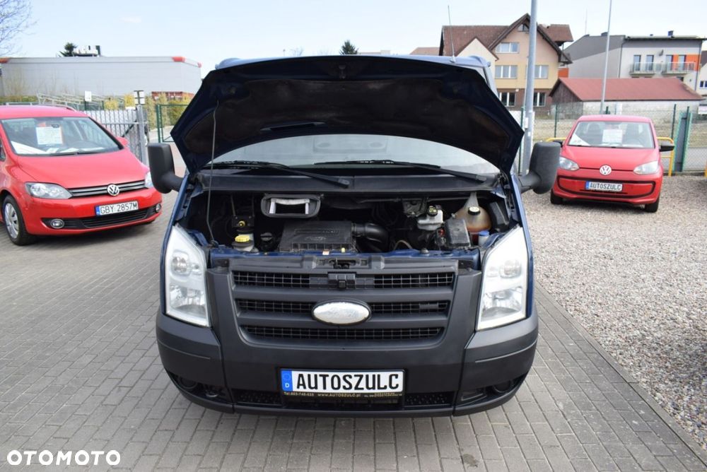 Ford Transit - 13
