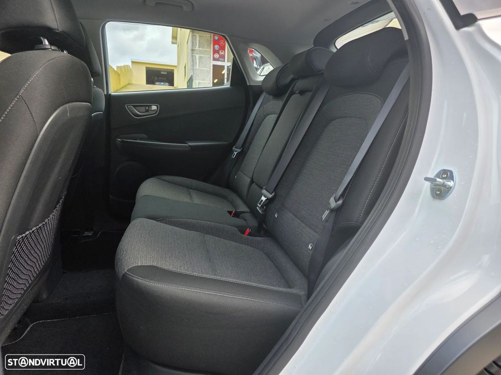 Hyundai Kauai Premium - 12