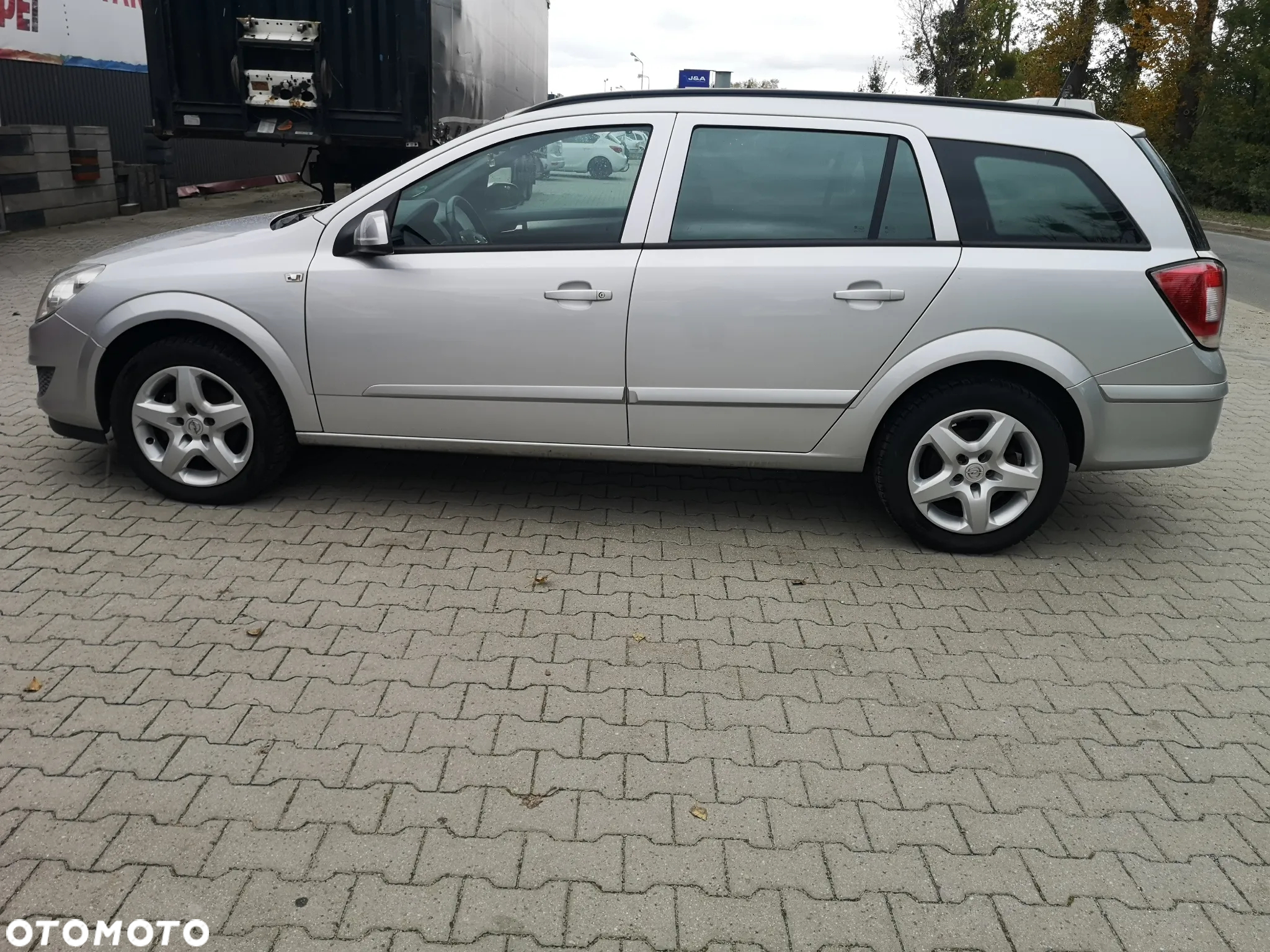 Opel Astra 1.6 Caravan Easytronic Edition - 6