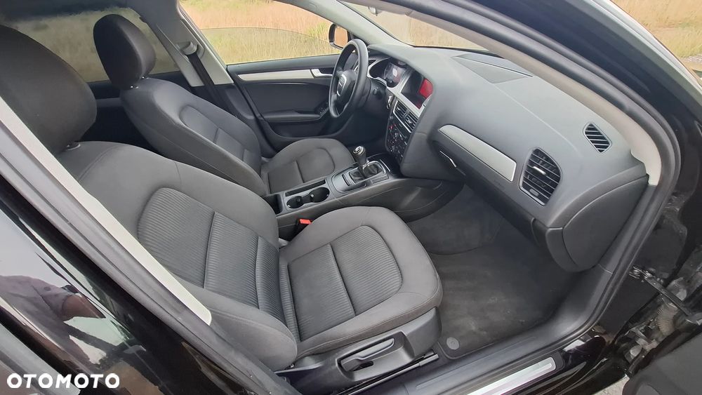 Audi A4 Avant 2.0 TDI DPF Ambiente - 13