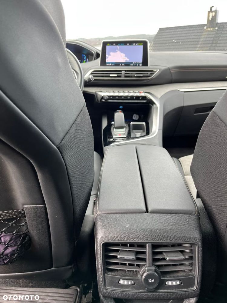 Peugeot 3008 1.6 PureTech Hybrid4 PHEV GT S&S EAT8 - 13