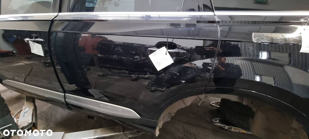 DRZWI LEWE TYŁ AUDI Q7 II 4M LC9X - 12
