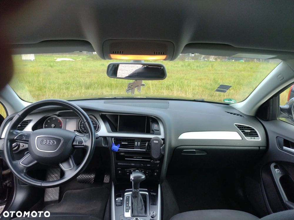 Audi A4 Avant 2.0 TDI DPF clean diesel multitronic Ambiente - 10