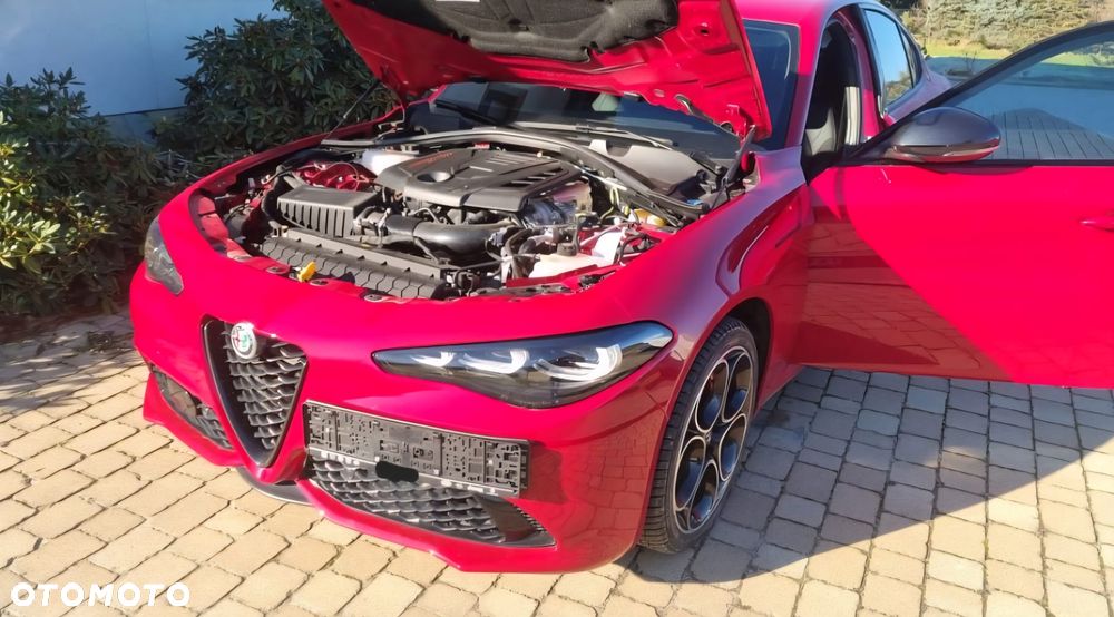 Alfa Romeo Giulia 2.0 Turbo 16V AT8-Q4 Competizione - 6