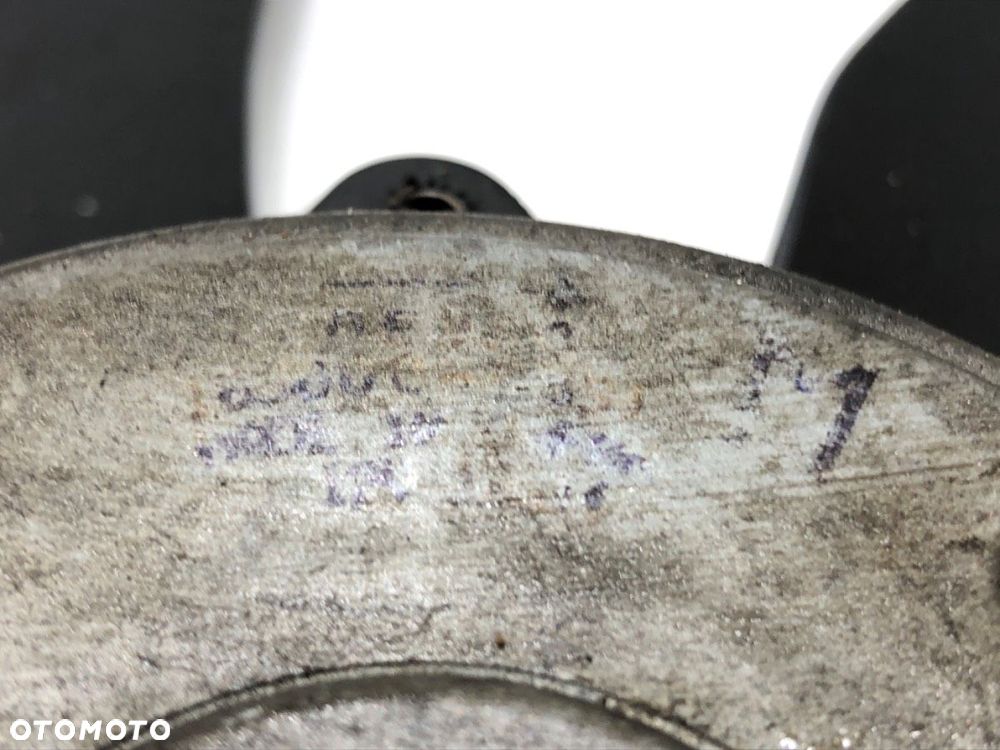 WENTYLATOR CHŁODNICY  SUZUKI GRAND VITARA II (JT, TE, TD) 2005 - 2022 1.9 DDiS Napęd na wszystkie - 4