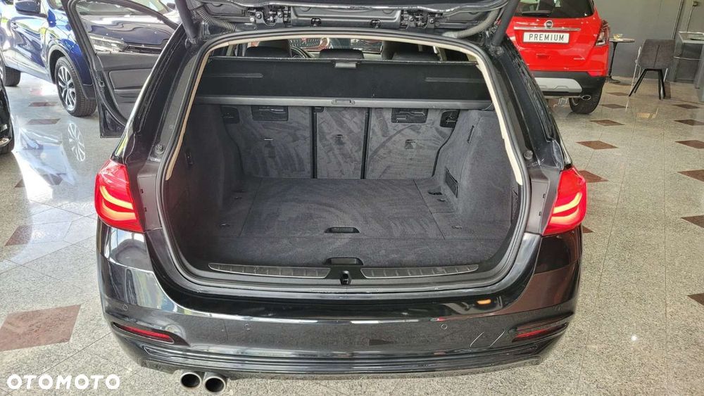 BMW Seria 3 - 23