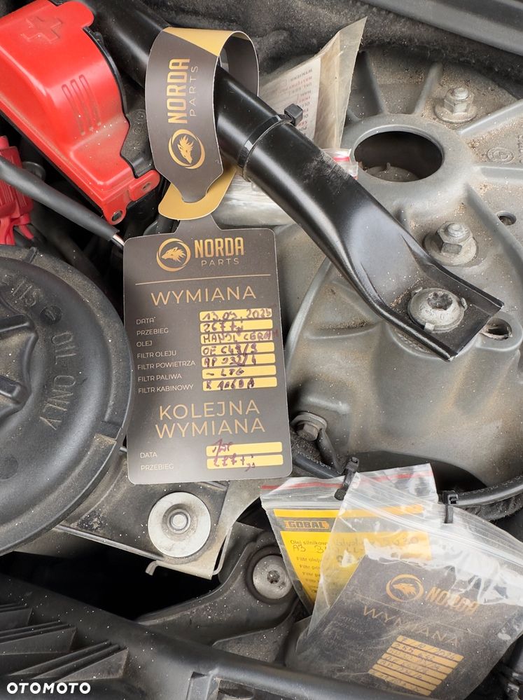 BMW Seria 5 530i Touring - 28