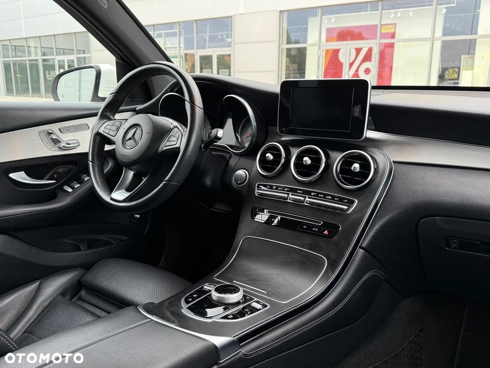 Mercedes-Benz GLC - 8