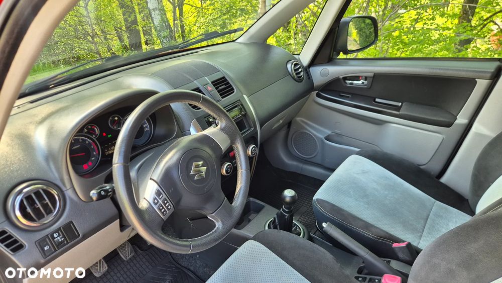 Suzuki SX4 1.6 VVT 4x4 Limited - 6