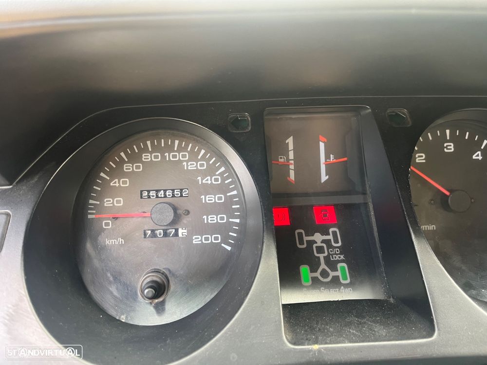 Mitsubishi Pajero 2.5 TD GLX Longo - 10